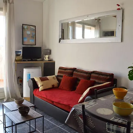 Maison Familiale A 200m De La Avec Terrasse, Clim, Parking Et Animaux Acceptes - Fr-1-229d-55